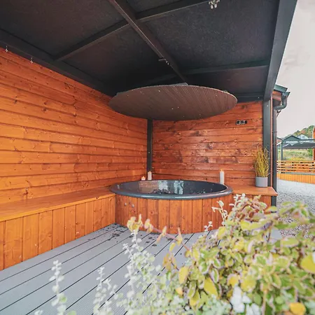 Podgorski Chill منتزه العطل Dziwiszow